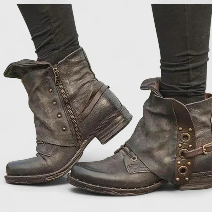 CIARA – VINTAGE ANKLE BOOTS