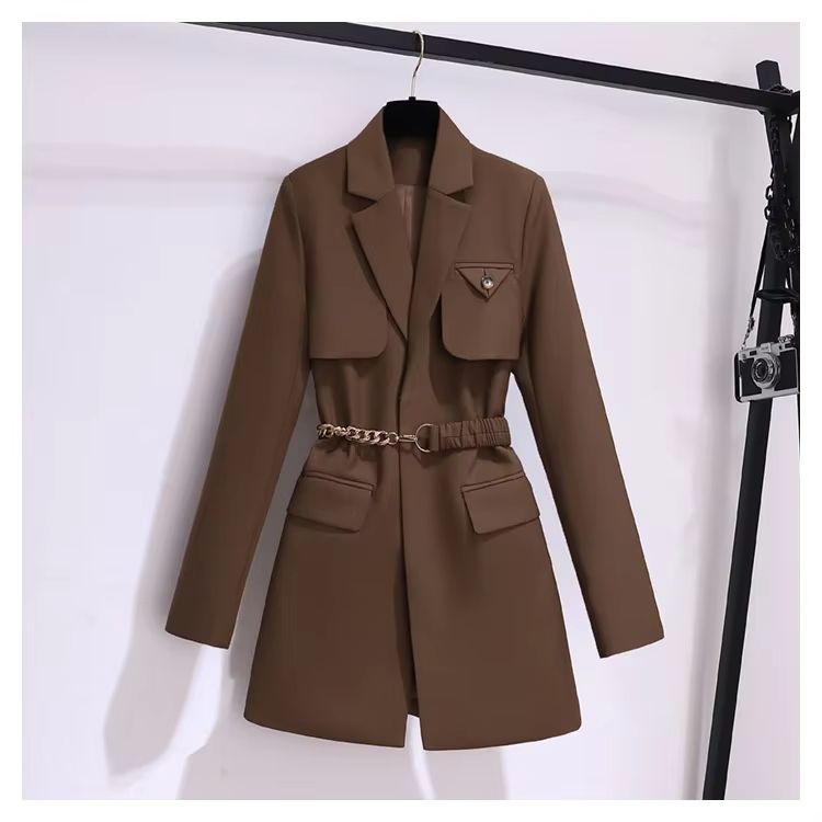 Layla™ - Chic Chain Belt Blazer